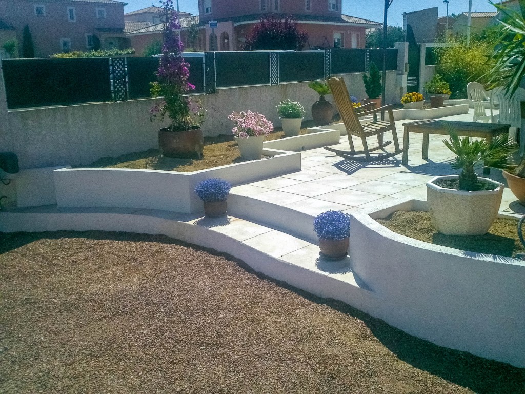 Réorganisation d'une terrasse terminé Réorganisation d'une terrasse terminé