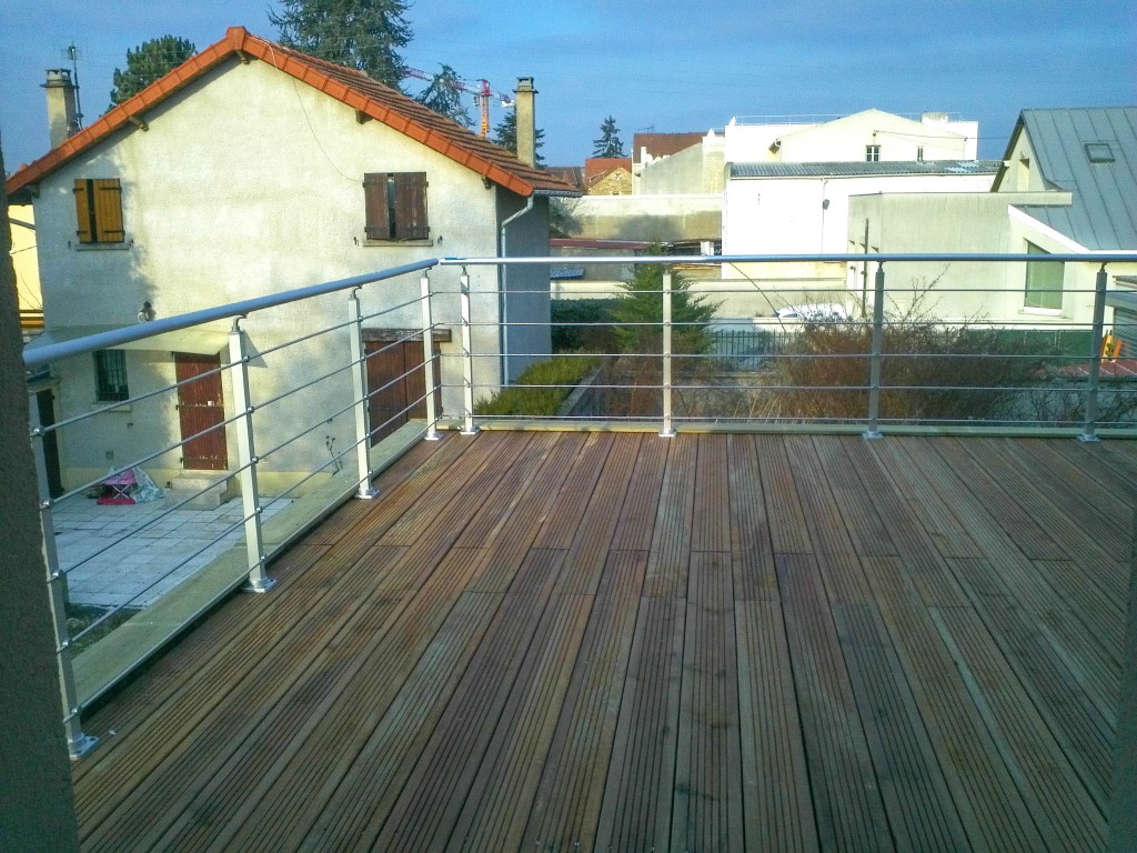 Terrasse en teck à Paris Terrasse en teck à Paris